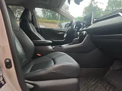 2022 Toyota Wildlander 2.0L CVT 4WD Luxury Plus — фото 4