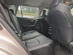 2022 Toyota Wildlander 2.0L CVT 4WD Luxury Plus — фото 5