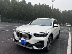 2022 BMW X1, белый — фото 1