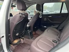 2022 BMW X1, белый — фото 9