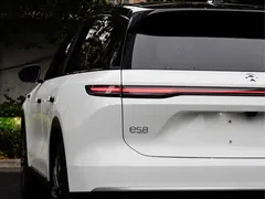 2024 Nio ES8 75kWh, белый — фото 7