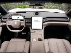 2024 Nio ES8 75kWh, белый — фото 15