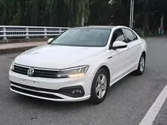 2021 Volkswagen Lamando 230TSI DSG Fashion, белый — фото 1
