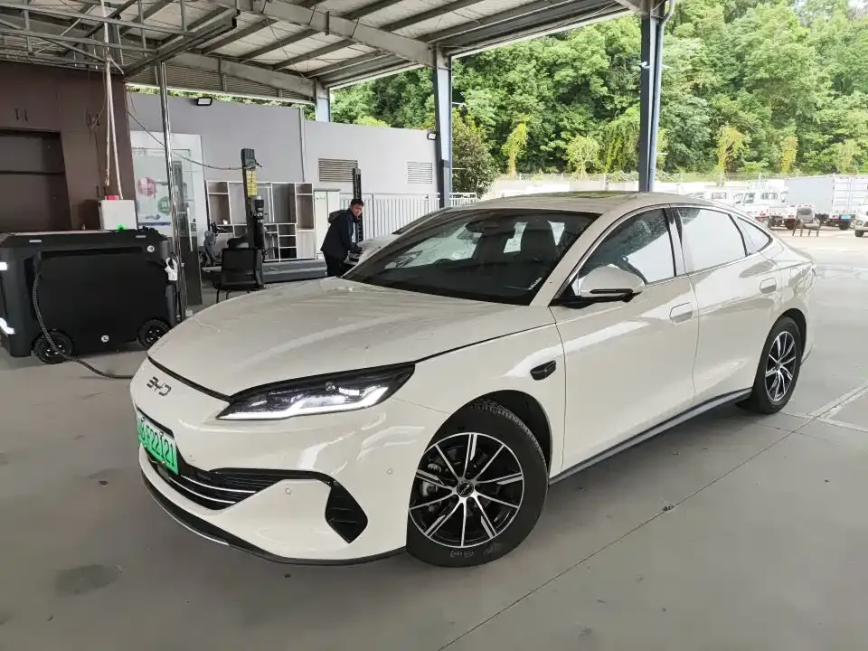 2025 BYD Seal 06 DM-i PHEV 120KM Smart Driving Premium