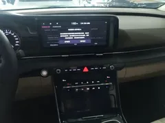2021 Kia Carnival 2.0T Luxury Tech, чёрный — фото 13