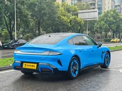 2026 Xiaomi SU7 RWD Standard, синий — фото 28