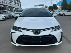 2021 Toyota Corolla 1.2T S-CVT Luxury, белый — фото 1