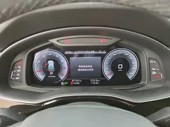 2022 Audi Q8 55 TFSI Luxury Dynamic, чёрный — фото 7