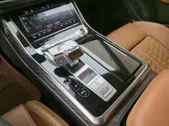 2022 Audi Q8 55 TFSI Luxury Dynamic, чёрный — фото 15