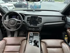 2023 Volvo XC90 T8 Recharge PHEV Premium Luxury 7-seat, чёрный — фото 8