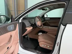 2026 Leapmotor C11 EV 640 Lidar Premium, белый — фото 4