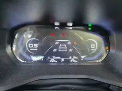 2022 Geely Emgrand 4th Gen 1.5L CVT Premium — фото 4