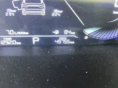 2022 Geely Emgrand 4th Gen 1.5L CVT Premium — фото 5