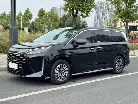 2025 BYD Xia DM-i PHEV 1.5T 180km