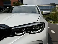 2022 BMW 3 Series 325Li M Sport, белый — фото 17