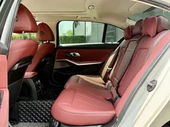 2022 BMW 3 Series 325Li M Sport, белый — фото 19