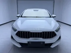 2021 Kia Cerato 1.5L CVT Fashion, белый — фото 2