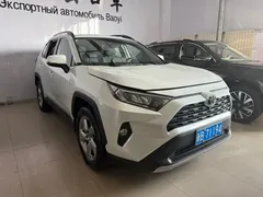 2022 Toyota RAV4 2.0L CVT 4WD Fashion Plus, белый — фото 3