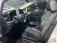 2022 Honda Odyssey 2.0L e:HEV, белый — фото 4