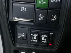 2022 Honda Odyssey 2.0L e:HEV, белый — фото 7