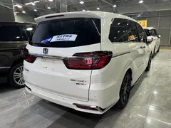 2022 Honda Odyssey 2.0L e:HEV, белый — фото 8