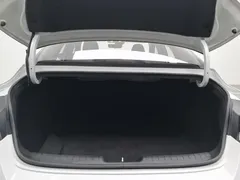 2021 Hyundai Elantra 1.5L CVT LUX Premium, белый — фото 16