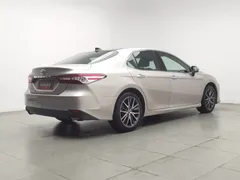 2021 Toyota Camry 2.5G Luxury — фото 2