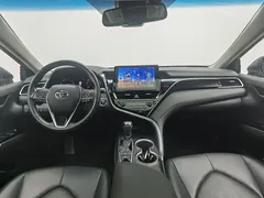 2021 Toyota Camry 2.5G Luxury — фото 5