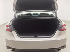 2021 Toyota Camry 2.5G Luxury — фото 16
