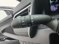 2021 Toyota Camry 2.5G Luxury — фото 21