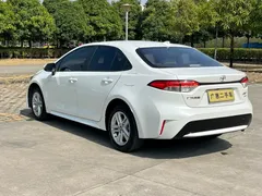 2019 Toyota Levin 185T CVT Luxury China 6, белый — фото 4