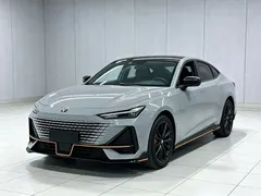 2022 Changan UNI-V 1.5T Sport — фото 1