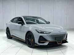 2022 Changan UNI-V 1.5T Sport — фото 3