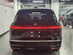 2026 Nio ES8 5-seat Executive Luxury, чёрный — фото 15