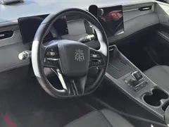 2025 BYD Qin PLUS DM-i PHEV Smart Driving 55km Leading, белый — фото 12