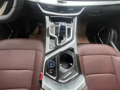 2022 Geely Jiaji 1.5TD PHEV Platinum Comfort, белый — фото 13
