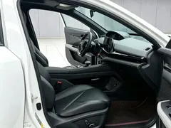 2022 Changan UNI-V 1.5T Premium, белый — фото 6