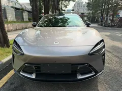 2025 Xiaomi YU7 4WD Pro — фото 2