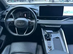 2023 Geely Preface 1.5TD Kunlun, белый — фото 7