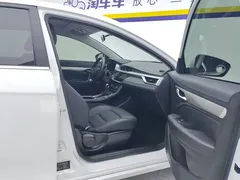 2020 Geely Emgrand 1.5L CVT, белый — фото 8