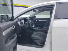 2020 Geely Emgrand 1.5L CVT, белый — фото 9