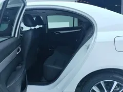 2020 Geely Emgrand 1.5L CVT, белый — фото 11