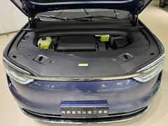 2026 Aito M7 EREV Ultra 4WD 6 192-line LiDAR, синий — фото 17