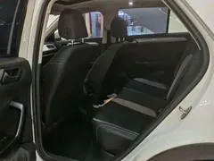 2022 Volkswagen T-Roc 280TSI DSG 2WD Comfort Plus, белый — фото 3