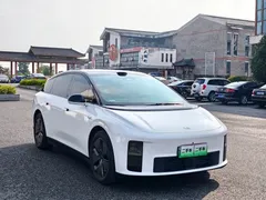 2025 Li Auto i6 2WD Standard, белый — фото 3