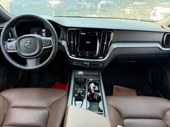 2023 Volvo S60 B4 Luxury, белый — фото 6
