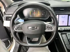 2022 Geely Atlas 1.8T DCT Smart, белый — фото 11
