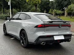 2022 Changan UNI-V 1.5T — фото 23