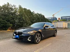 2023 BMW 5 Series 530Li Leading Luxury Package, чёрный — фото 1