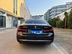 2023 BMW 5 Series 530Li Leading Luxury Package, чёрный — фото 5